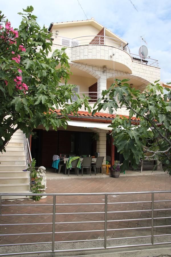 Apartments Time Off Zaboric Exterior photo